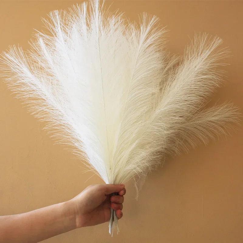 Fluffy Pampas Grass Bouquet-KikiHomeCentre