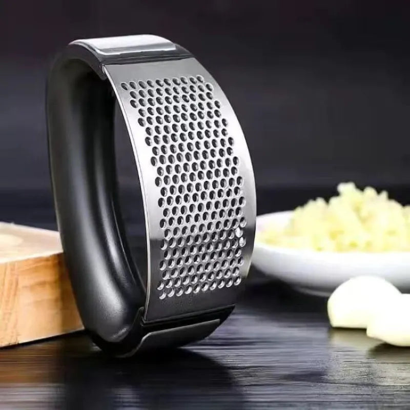 Stainless Steel Garlic Press Crusher-KikiHomeCentre