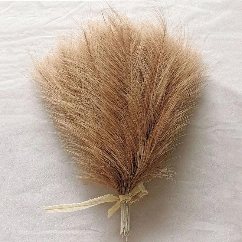 Fluffy Pampas Grass Bouquet-KikiHomeCentre