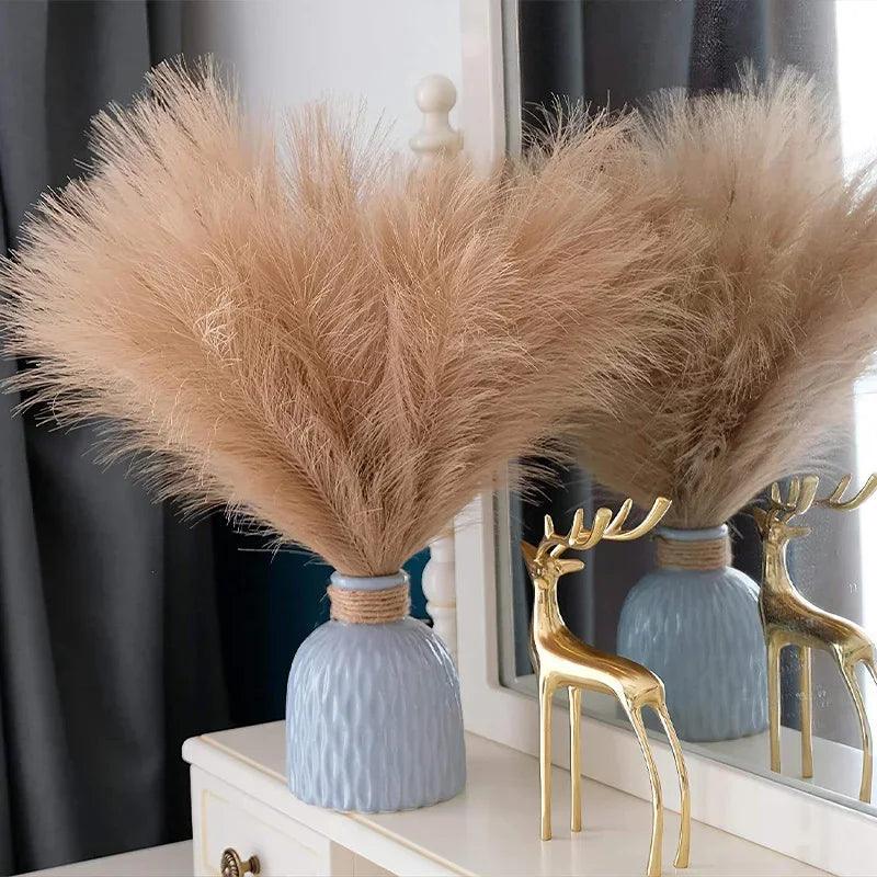 Fluffy Pampas Grass Bouquet-KikiHomeCentre